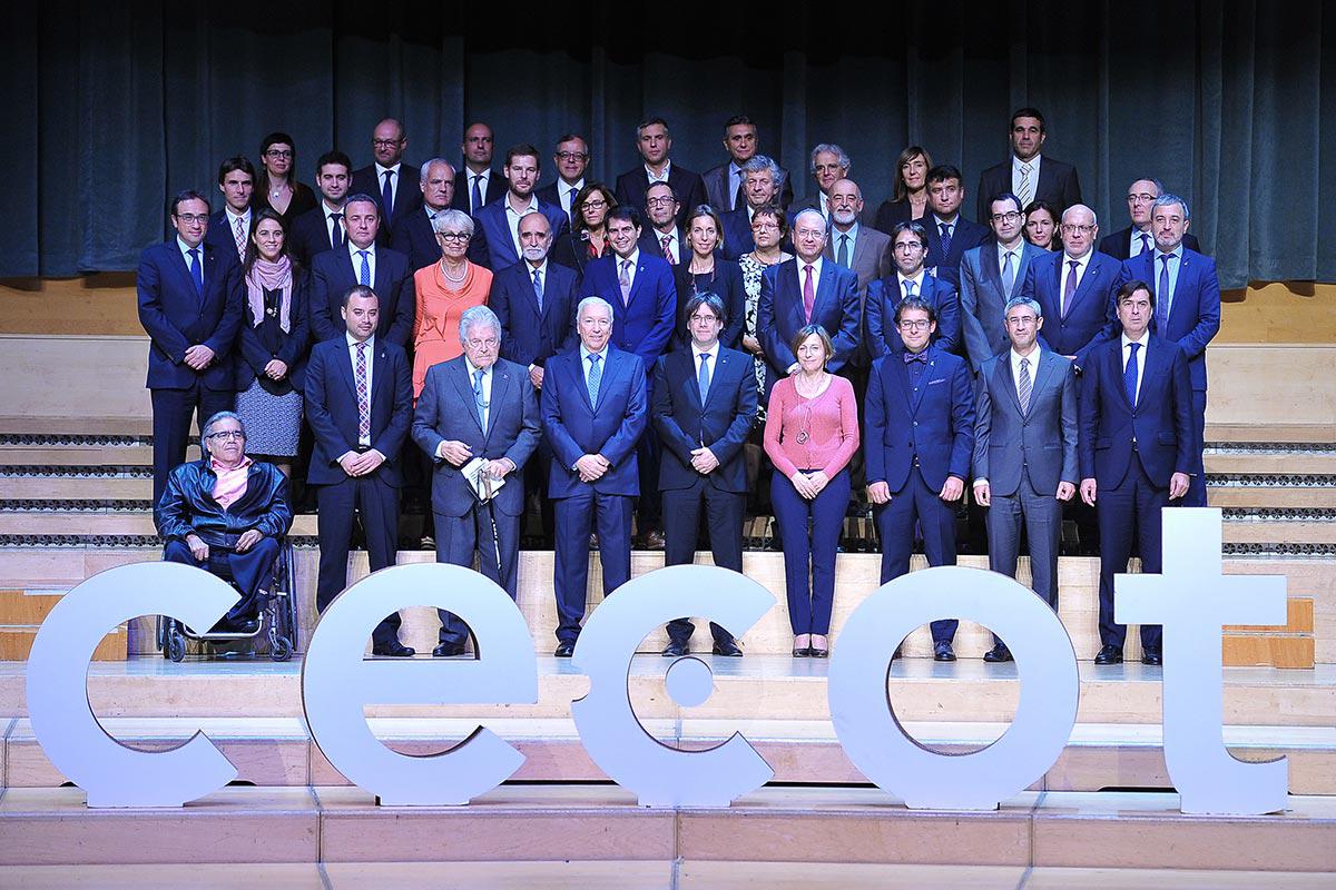 Foto de grupo de la entrega de premios de la CECOT a Parkimeter